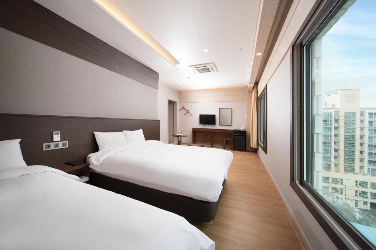 Jeju Palace Hotel Екстер'єр фото
